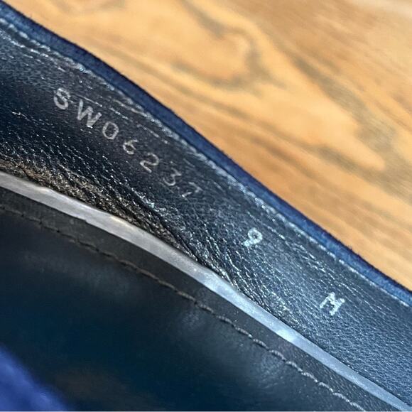 Stuart Weitzman Lucite Navy Suede Almond Toe Chunky Pumps Blue Heels Women’s 9 - Picture 11 of 11